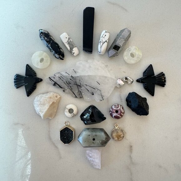 Natural Stone and Crystal Pendant Lot - Picture 1 of 16